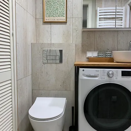 Cozy Loft Apartment *